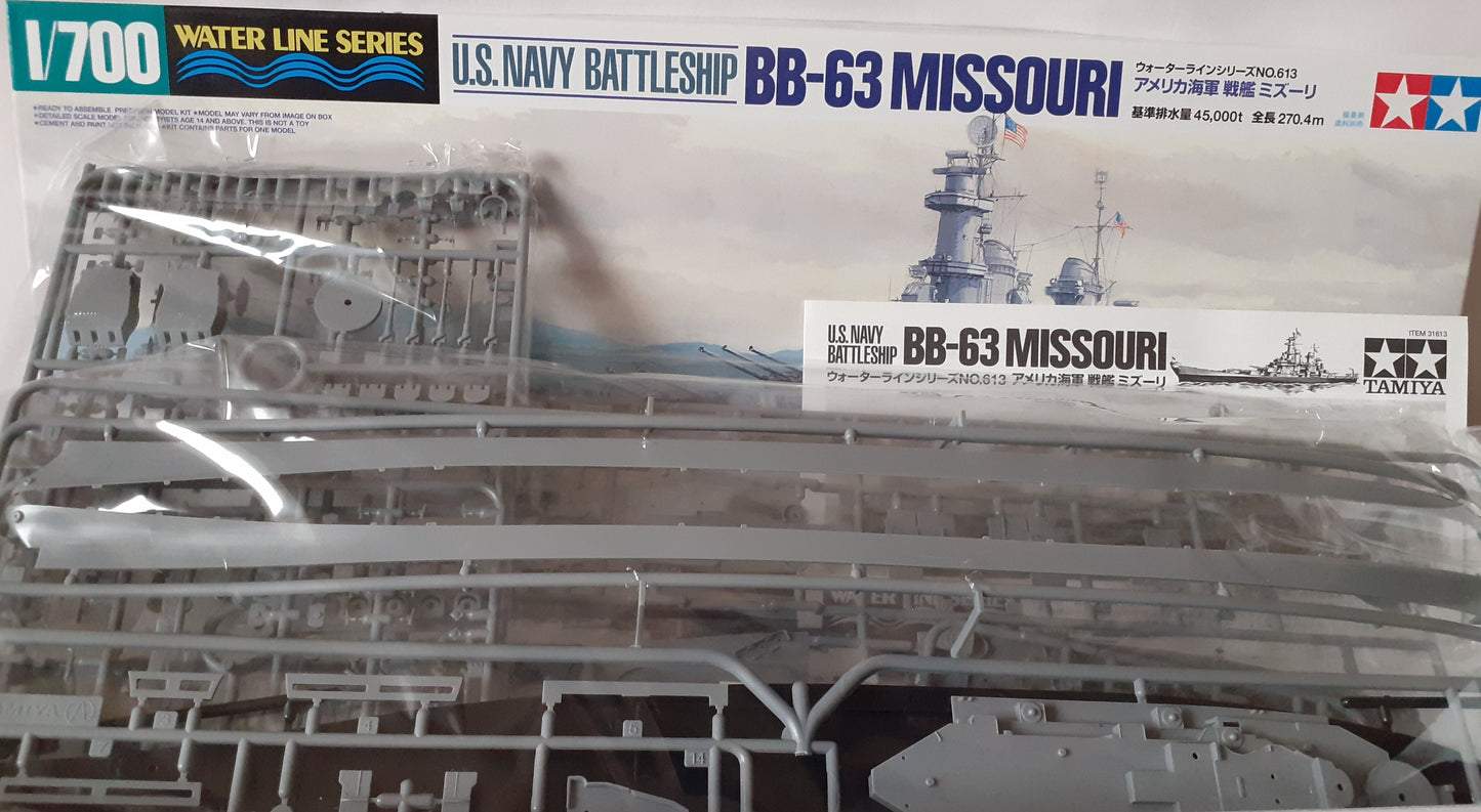 Tamiya 1:700 US Navy Battleship BB-63 Missouri