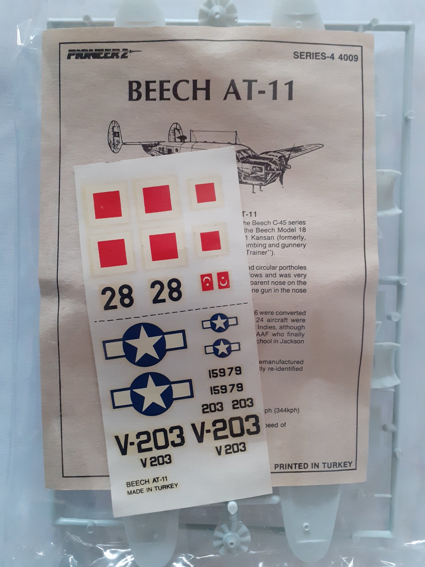 Pioneer2 1:72 Beechcraft Kansan AT-11