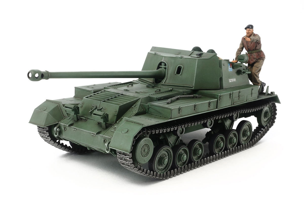 Tamiya 1:35 British Self-Propelled Anti-Tank Gun Archer with 3 Figures