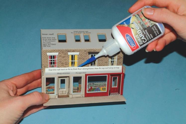 Deluxe Materials Roket Card Glue (50ml)