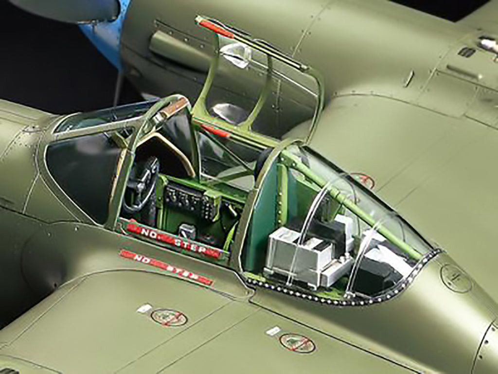 Tamiya 1:48 Lockheed P-38F/G Lightning