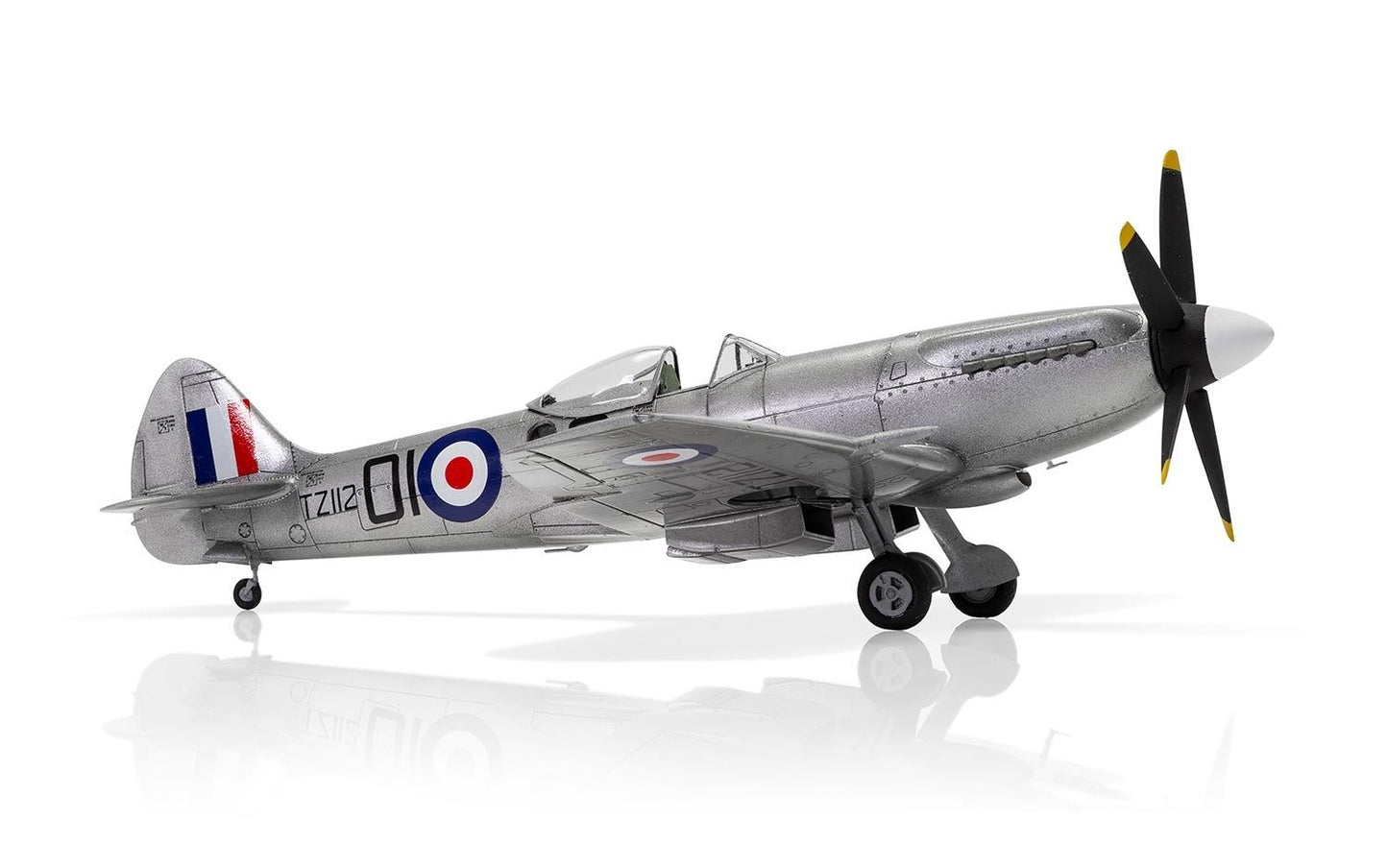 Airfix 1:48 Supermarine Spitfire FR MkXIV