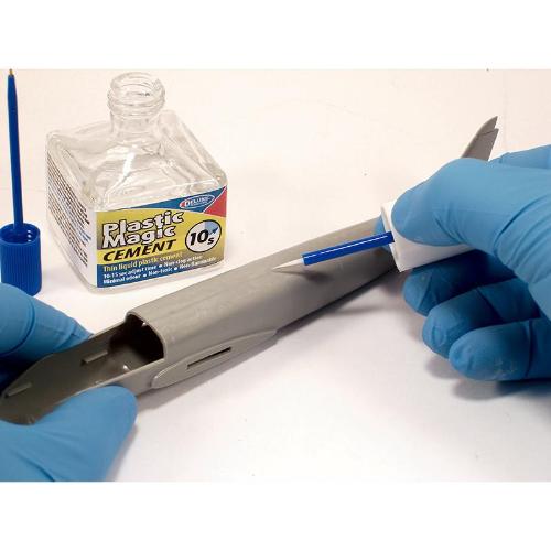 Deluxe Materials Plastic Magic Cement 40ml