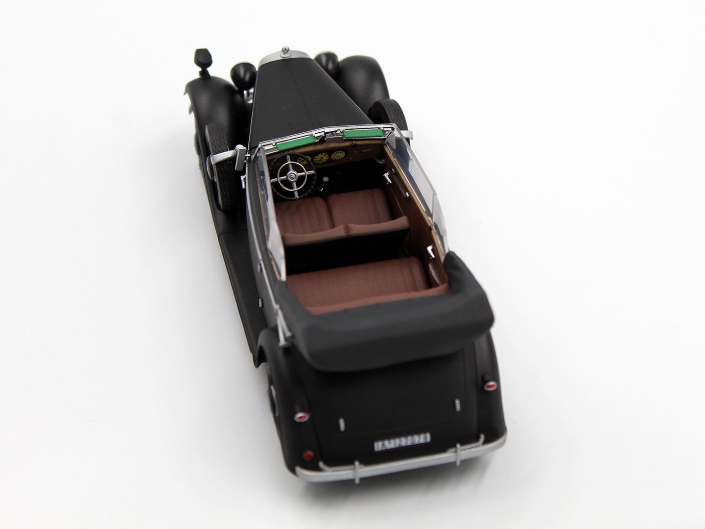 ICM 1:35 Typ 320 (W142) Cabriolet WWII German Staff Car