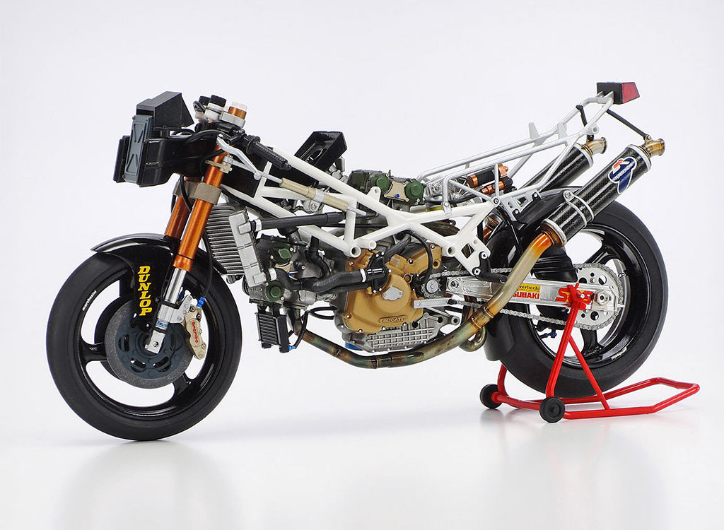 Tamiya 1:12 Ducati 888 Superbike