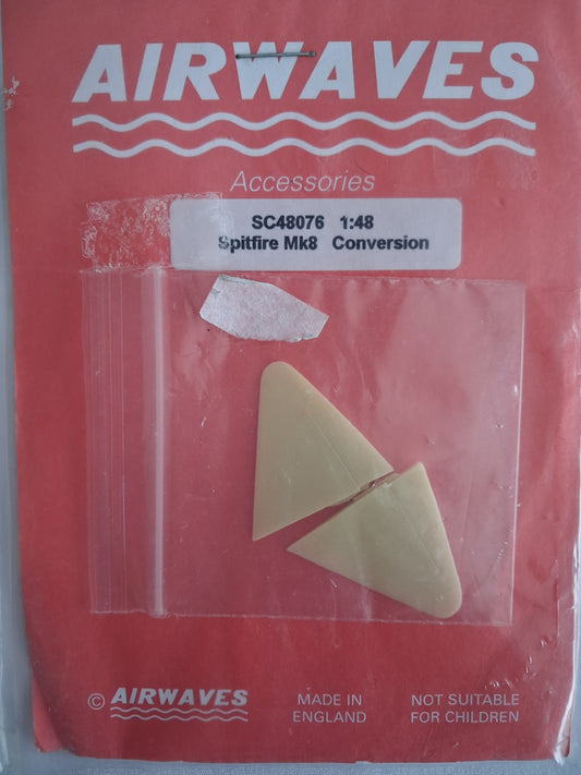 Airwaves 1:48 Spitfire Mk8 conversion