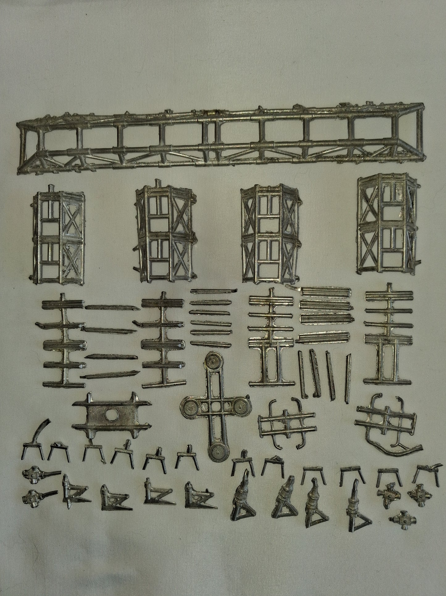 WARP 1:72 Space 1999 Eagle w. Hydraulic Arm + Refuelling Pod