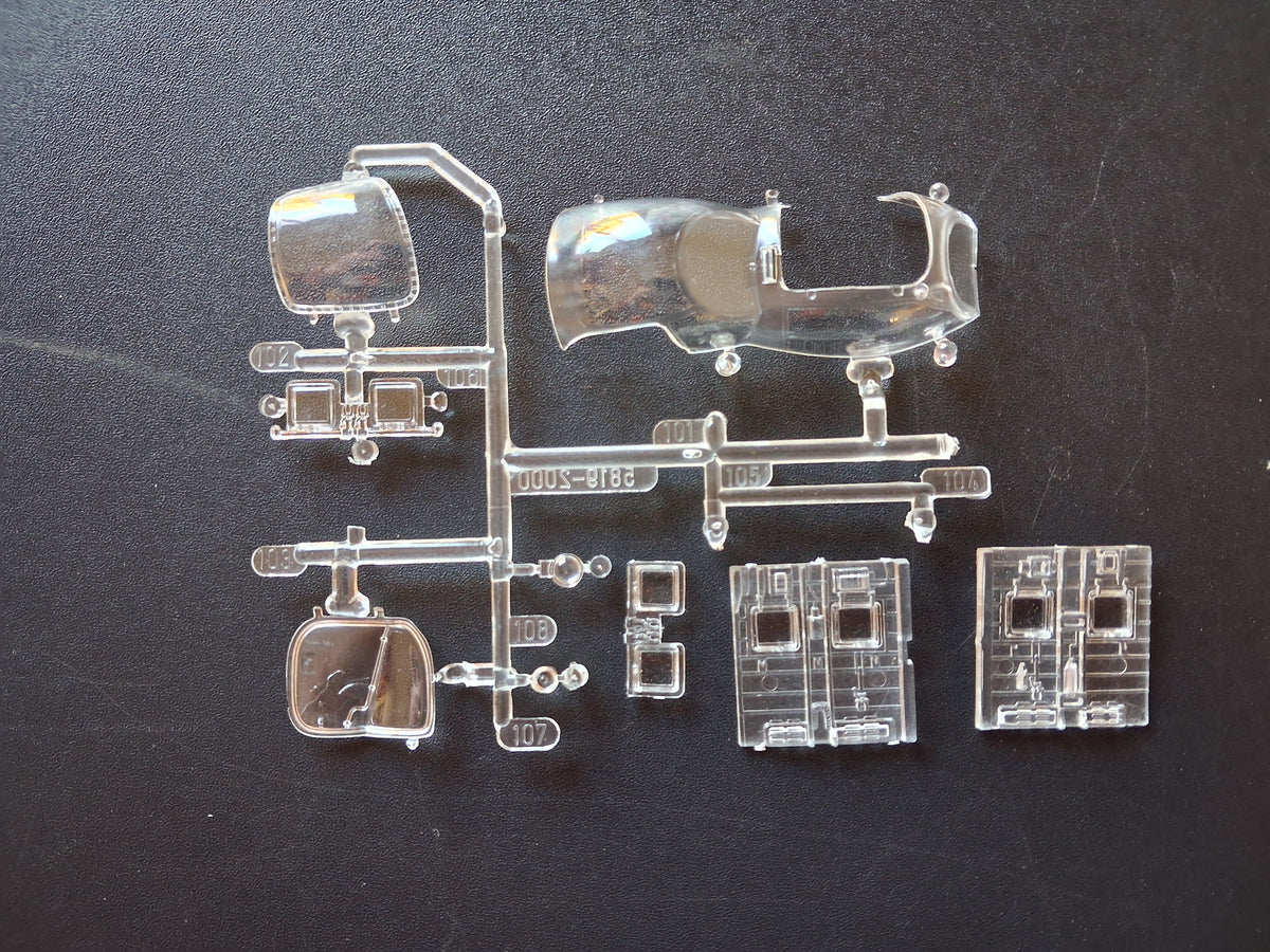 Monogram 1:48 MiL-24 Hind Gunship (1987)