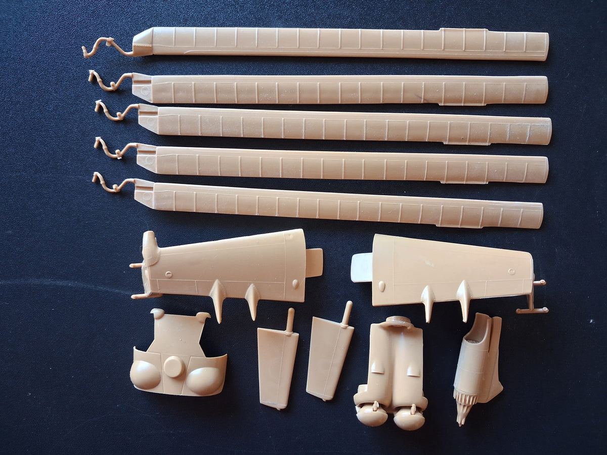 Monogram 1:48 MiL-24 Hind Gunship (1987)