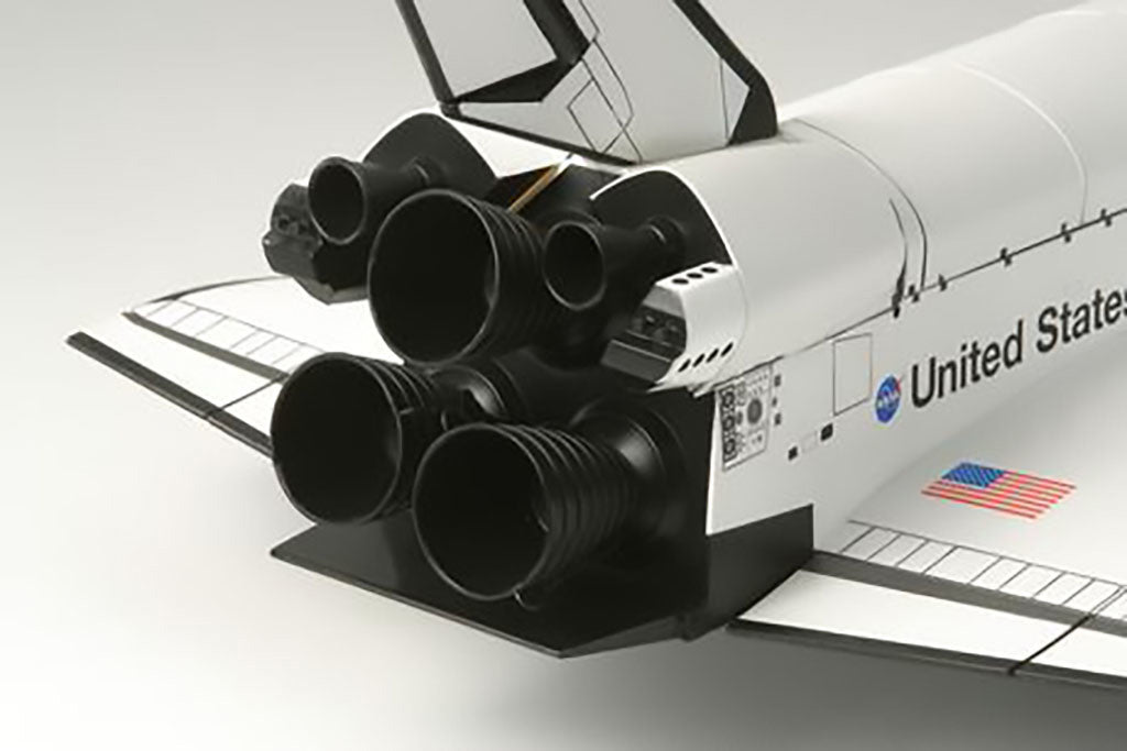 Tamiya 1:100 Space Shuttle Atlantis Model Kit