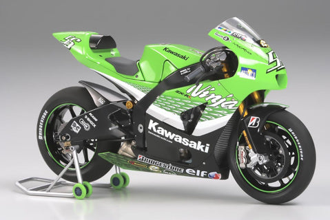 Tamiya 1:12 Kawasaki Ninja ZX-RR Model Kit